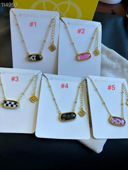 Oval Pendant Necklace PREORDER
